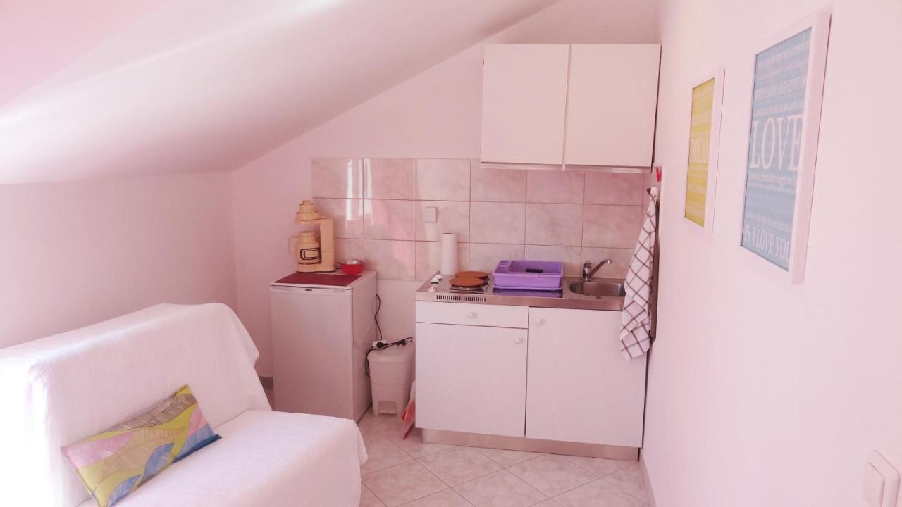 Apartment Cute Near The Sea *