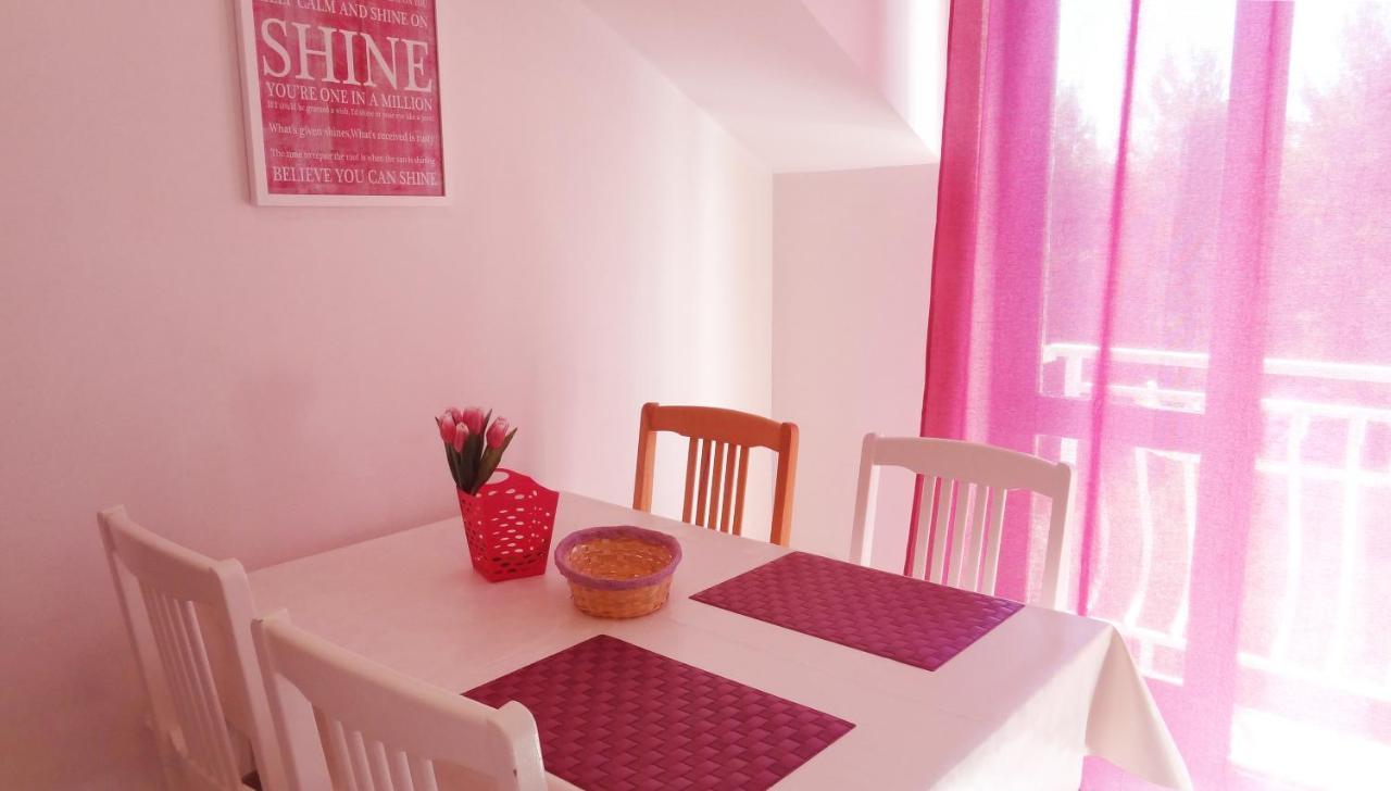 Cute Near The Sea Apartman *