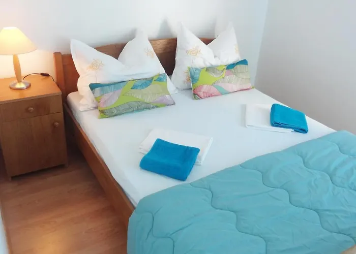 Cute Apartments Near The Sea