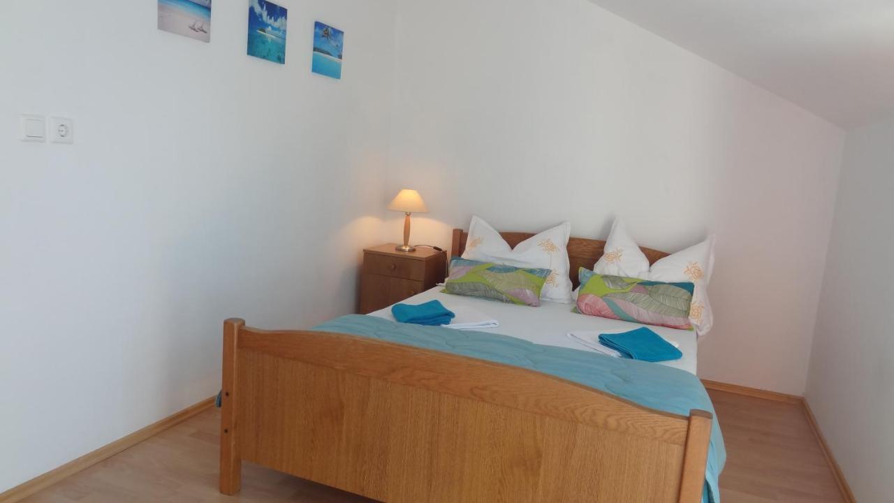 Apartament Cute Near The Sea Slatine